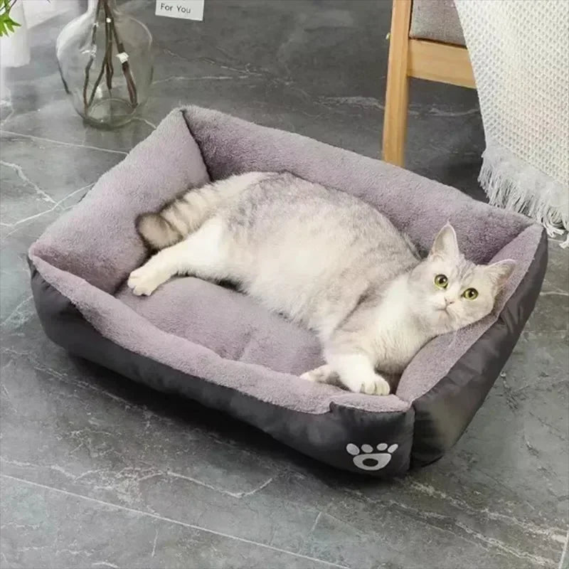 Cama Grande de algodão para Cães e Gatos - Impermeável